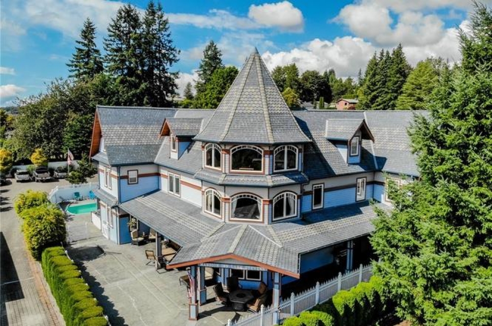 MANSION INN LAKE STEVENS BED & BREAKFAST