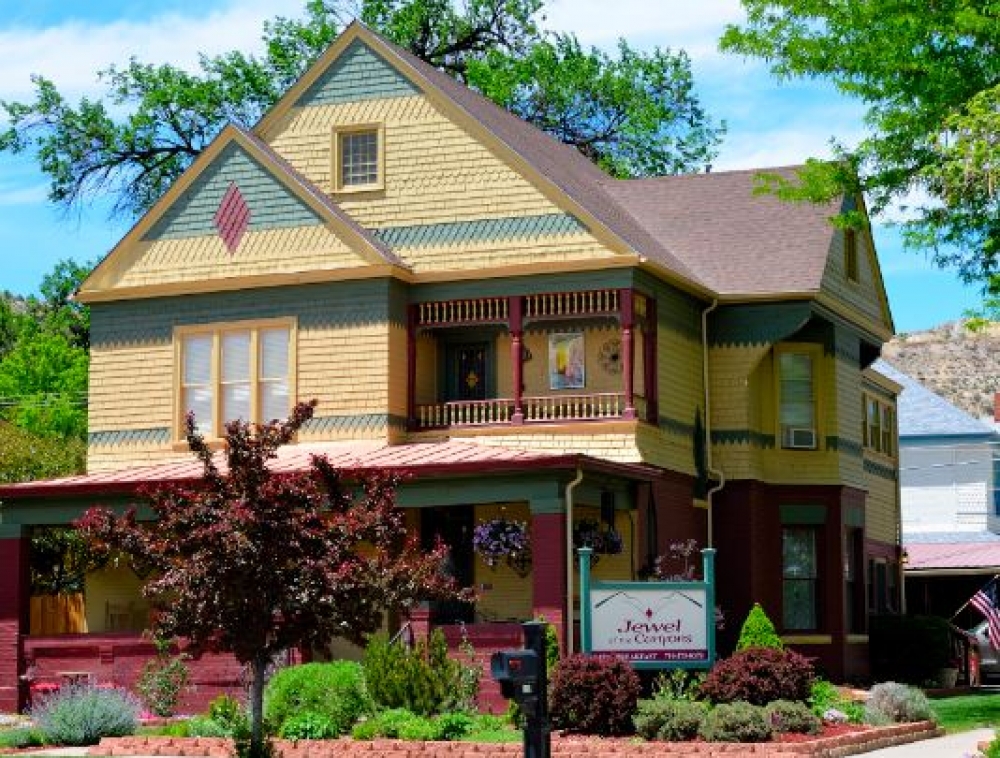 Jewel of the Canyons