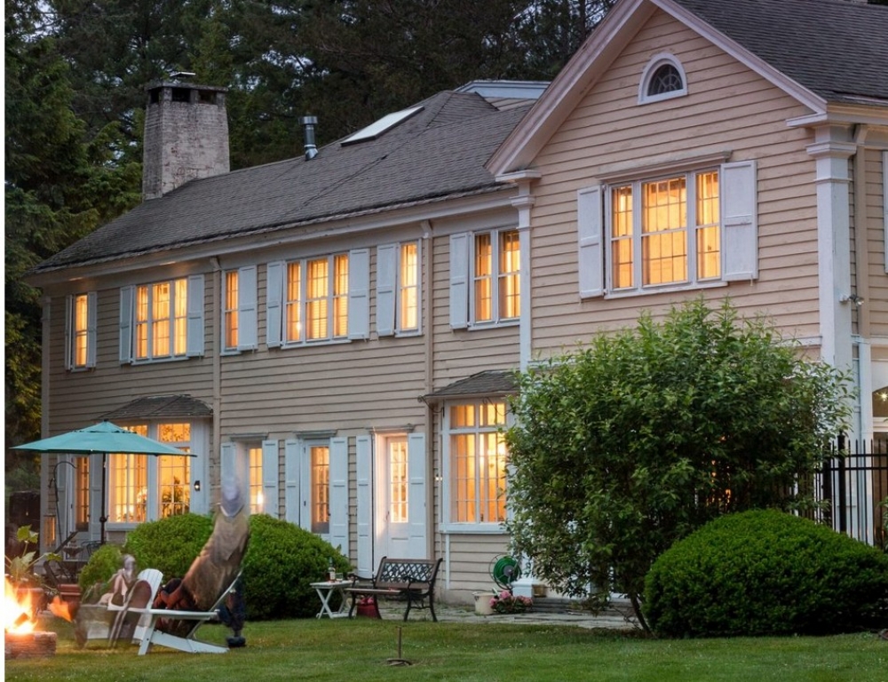 Massachusetts bed and breakfast inn for sale - Historic Berkshires Inn and Estate