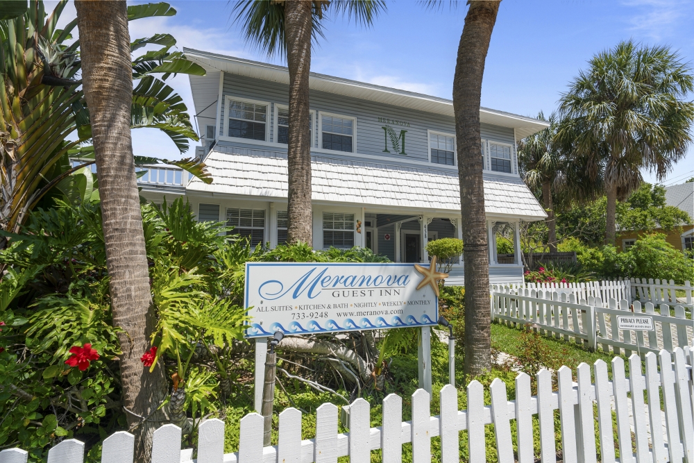 Florida bed and breakfast inn for sale - Meranova Guest Inn