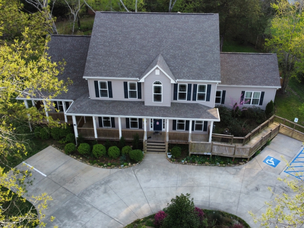 Tennessee bed and breakfast inn for sale - St Francis Cottage