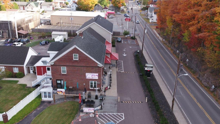 Pennsylvania bed and breakfast inn for sale - Hotel Dushore