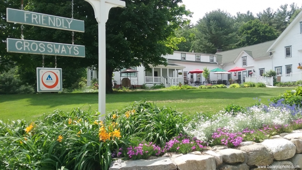 Massachusetts bed and breakfast inn for sale - Friendly Crossways