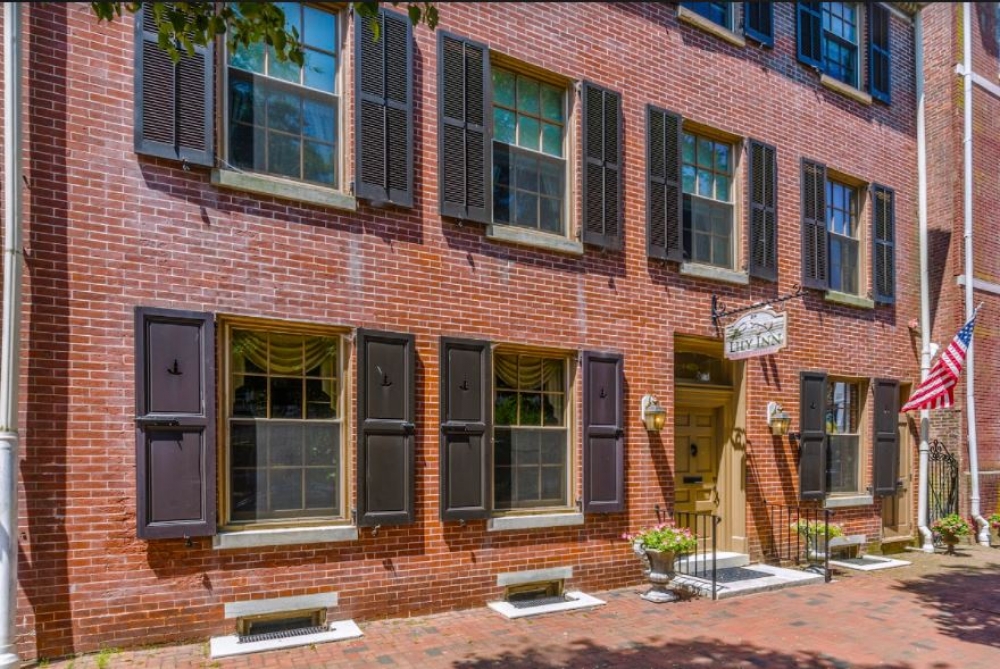 New-Jersey bed and breakfast inn for sale - The Lily Inn