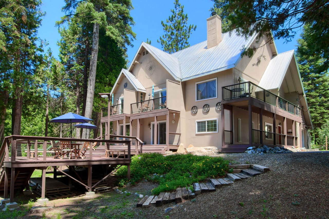 California bed and breakfast inn for sale - Big Creek Inn